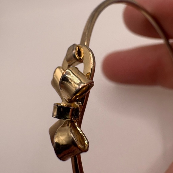 Vintage Gold-Tone Bow Bangle Bracelet - Picture 1 of 4